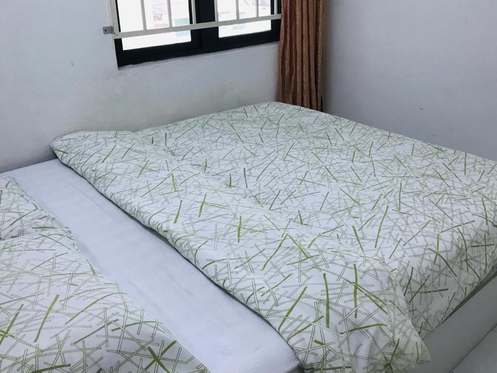 Hotel 365 By D'Laksamana à Malacca Extérieur photo